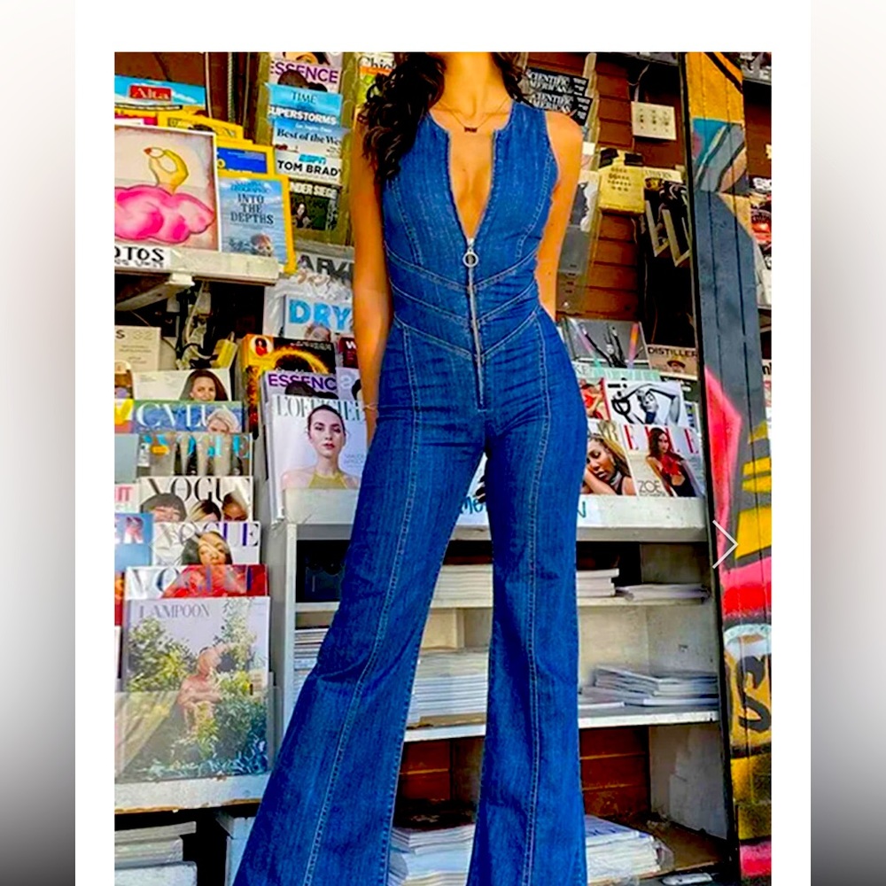 - V Neck Zipper Cutout Sleeveless Denim Jumpsuits